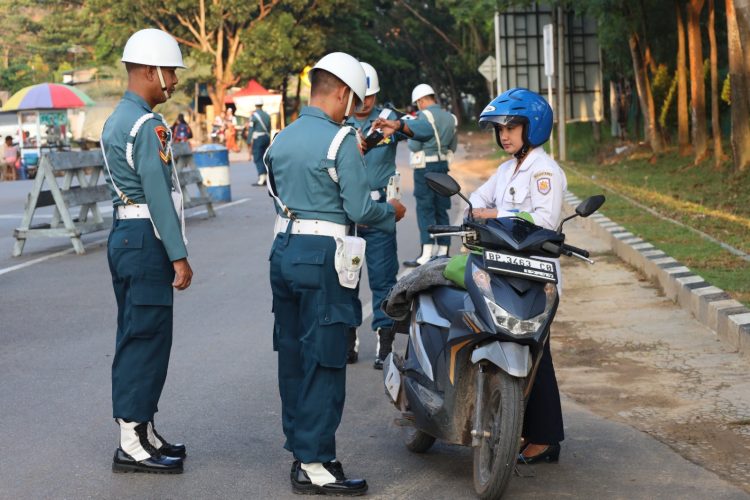 POMAL Lantamal IV Batam Razia Kelengkapan Identitas Prajurit dan PNS