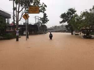 Banjir Rendam 13 Ruas Jalan dan Pemukiman Warga di Bintan Utara