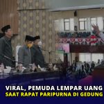 Viral, Pemuda Lempar Uang Mainan saat Rapat Paripurna di Gedung DPRD Bekasi