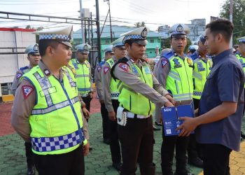 Polresta Tanjungpinang Kumpulkan Donasi untuk Korban Longsor Natuna