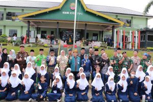 Belasan Ribu Pelajar Putri Tanjungpinang Ikut Aksi Minum Tablet Tambah Darah