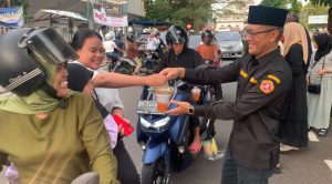 Tebar Kebaikan, Katar Kepri Bagikan 1.000 Paket Makanan Berbuka Puasa
