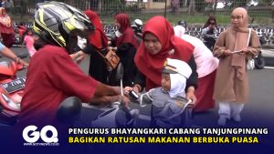 Pengurus Bhayangkari Cabang Tanjungpinang Bagikan Ratusan Makanan Berbuka Puasa