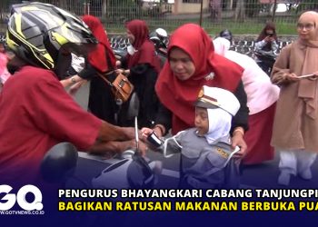 Pengurus Bhayangkari Cabang Tanjungpinang Bagikan Ratusan Makanan Berbuka Puasa