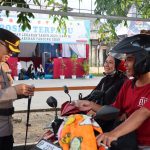 Polres Bintan Bagikan 200 Tiket Kapal Gratis saat Arus Balik Lebaran