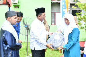 Gubernur Ansar Serahkan Bantuan Sosial untuk 750 Anak Panti Asuhan di Batam
