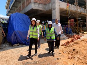 Tinjau Progres Revitalisasi Pasar Baru, Cen Sui Lan Harap Pasar Baru Selesai Tepat Waktu