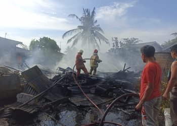 Kebakaran di Kampun Bugis, Satu Rumah Ludes Dilahap Si Jago Merah