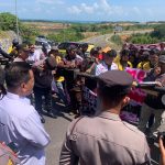 Puluhan Pengemudi Taksi Online Maxim Tuntut SK Gubernur Kepri soal Tarif Angkutan Direvisi