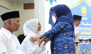 Wali Kota Rahma Lepas 214 Jemaah Calon Haji asal Tanjungpinang