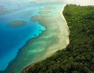 Wisata Daya Tarik Kepri, Indahnya Lautan Biru Pulau Ayam Anambas