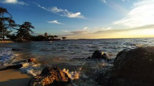 Libur Akhir Pekan di Pantai Tanjung Setumu, Destinasi Wisata di Pusat Kota Tanjungpinang