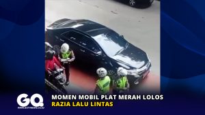 Momen Mobil Plat Merah Lolos Razia Lalu Lintas