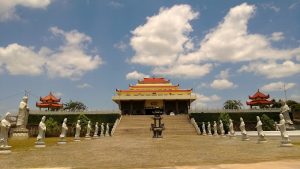 Vihara Avalokitesvara Graha, Destinasi Wisata Religi Vihara Terbesar Asia Tenggara