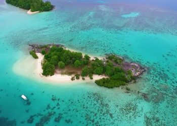 Pulau Temawan Surganya Alam Bawah Laut di Anambas