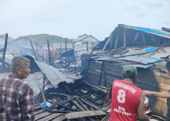 Diduga Korsleting Listrik, 11 Rumah Warga Kecamatan Tambelan Ludes Terbakar