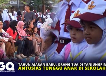 Tahun Ajaran Baru, Orang Tua di Tanjungpinang Antusias Tunggu Anak di Sekolah