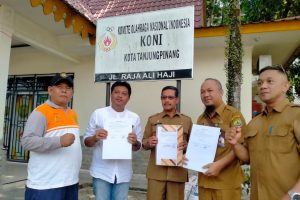 Pasca Bentrok, Dua Tim Gerak Jalan Sepakat Berdamai