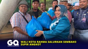 Wali Kota Rahma Salurkan Sembako Supir Angkot