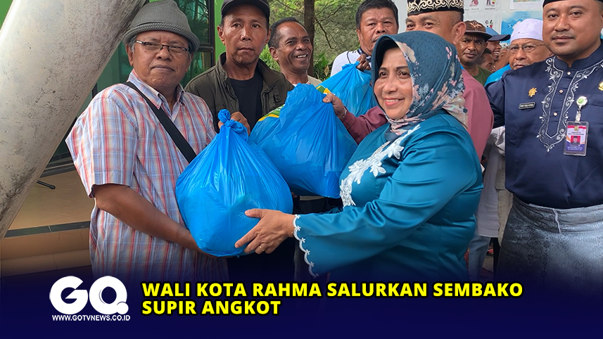 Wali Kota Rahma Salurkan Sembako Supir Angkot