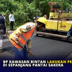 BP Kawasan Bintan Lakukan Pengaspalan di sepanjang Pantai Sakera