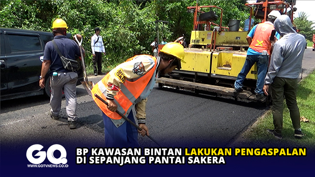 BP Kawasan Bintan Lakukan Pengaspalan di sepanjang Pantai Sakera