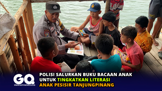 Polisi Salurkan Buku Bacaan Anak untuk Tingkatkan Literasi Anak Pesisir Tanjungpinang
