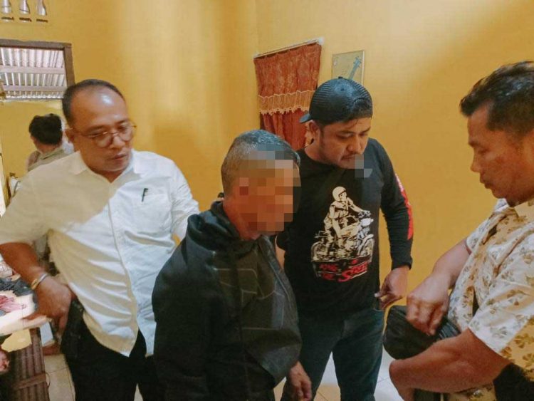 Cemburu, Suami Nekat Tikam Istri dengan Senjata Tajam