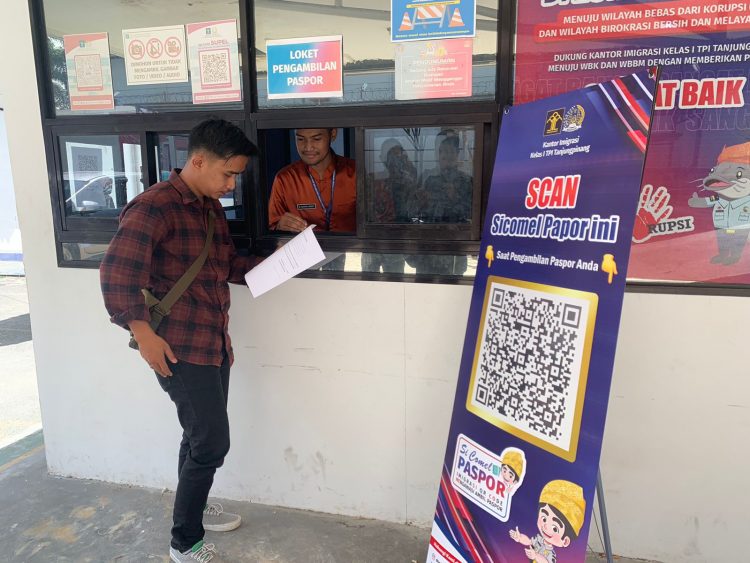 Berantas Praktek Calo Paspor, Imigrasi Tanjungpinang Terapkan Sistem Barcode