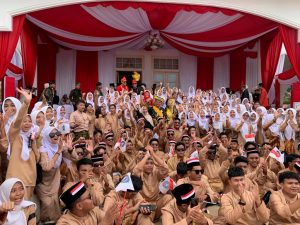 Aksi Flashmob Pelajar SMA 2 Tanjungpinang Sukses Meriahkan Hari Sumpah Pemuda di Gedung Daerah