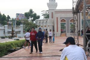 Menikmati Ketenangan dan Kegembiraan di Alun Alun Batam Centre