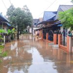 Gegara Drainase Jebol, 40 Rumah di Perumahan Taman Harapan Indah Terendam Banjir