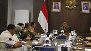 Gubernur Ansar Diskusi dengan Menteri KKP Soal Peningkatan Pendapatan dan Kampung Nelayan Modern