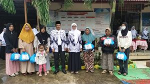 SMPN 10 Tanjungpinang Peringati Hari Guru Nasional dengan Bakti Sosial