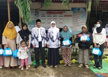 SMPN 10 Tanjungpinang Peringati Hari Guru Nasional dengan Bakti Sosial