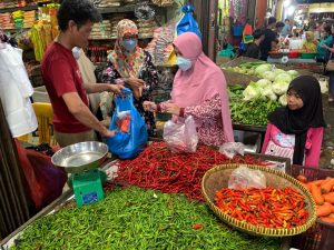 Harga Cabai di Pasar Bintan Center Tanjungpinang Merangkak Naik