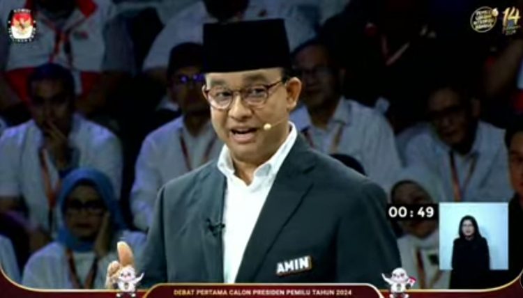 Debat Perdana Capres, Anies Sebut Negara Indonesia Negara Hukum Bukan Negara Kekuasaan.