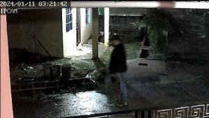 Aksi Maling Motor di Kecamatan Seri Kuala Lobam Terekam CCTV