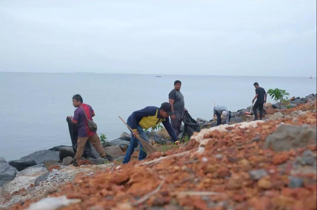 Atasi Banjir, Pemko Tanjungpinang Lanjutkan Program Padat Karya.