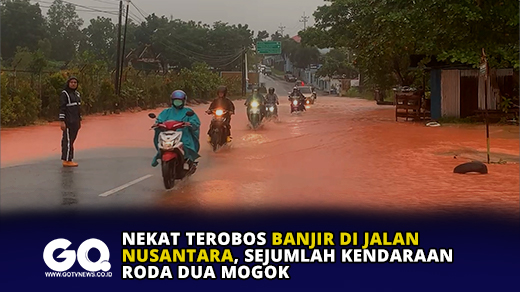 Nekat Terobos Banjir di Jalan Nusantara, Sejumlah Kendaraan Roda Dua Mogok