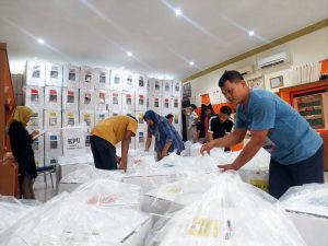 Lima Kecamatan Selesai Lakukan Rekapitulasi, Logistik Telah Dikirim ke KPU Bintan