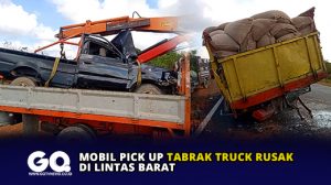 Mobil Pick Up Tabrak Truck Rusak di Lintas Barat
