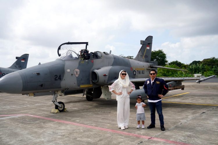 Wabup Bintan, Ikut semarakan Open Base dan Static Show di Tanjungpinang. Foto: Gotvnews/mhd.