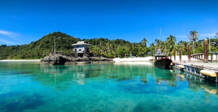 Pulau Senua, Destinasi Wisata Pantai yang Memukau di Natuna Provinsi Kepri.