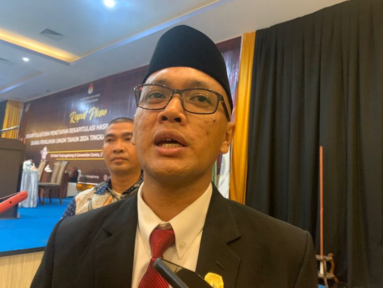 KPU Tanjungpinang Minta Maaf Atas Larangan Wartawan Meliput Rapat Pleno Tingkat Kota.