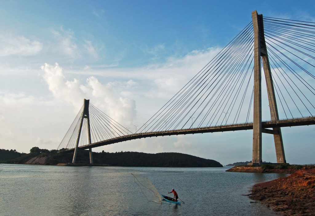 Pesona Keindahan Jembatan Barelang, Ikon Wisata Kota Batam.