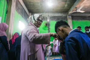 Sambut Berkah Ramadan, Marlin Agustina Berikan Bantuan Sembako kepada Masyarakat