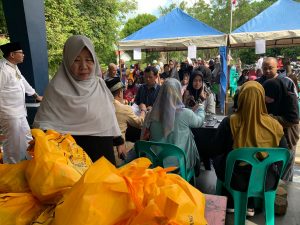 Dinsos Tanjungpinang Bagikan Bingkisan Hari Besar Keagamaan ke Belasan Ribu Warga