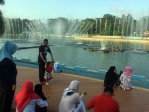 Berwisata ke Kijang Bintan, Ada Taman Kota Destinasi Wisata yang Murah Meriah