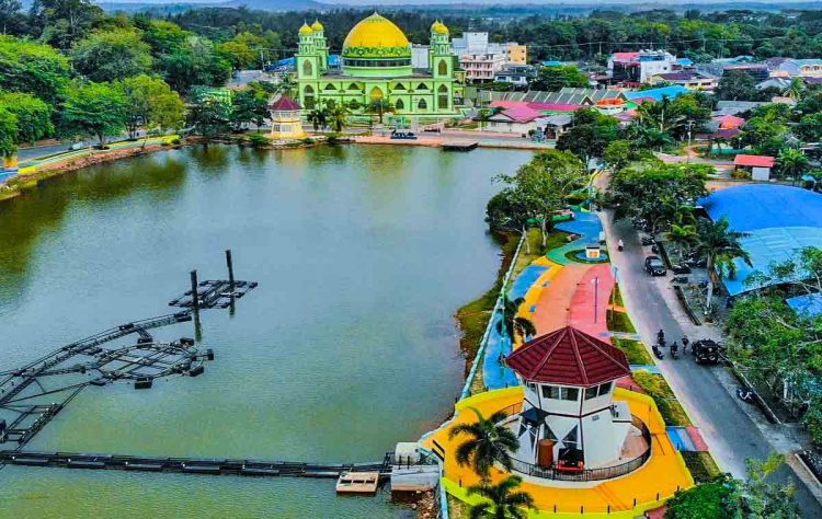 Berwisata ke Kijang Bintan, Ada Taman Kota Destinasi Wisata yang Murah Meriah.